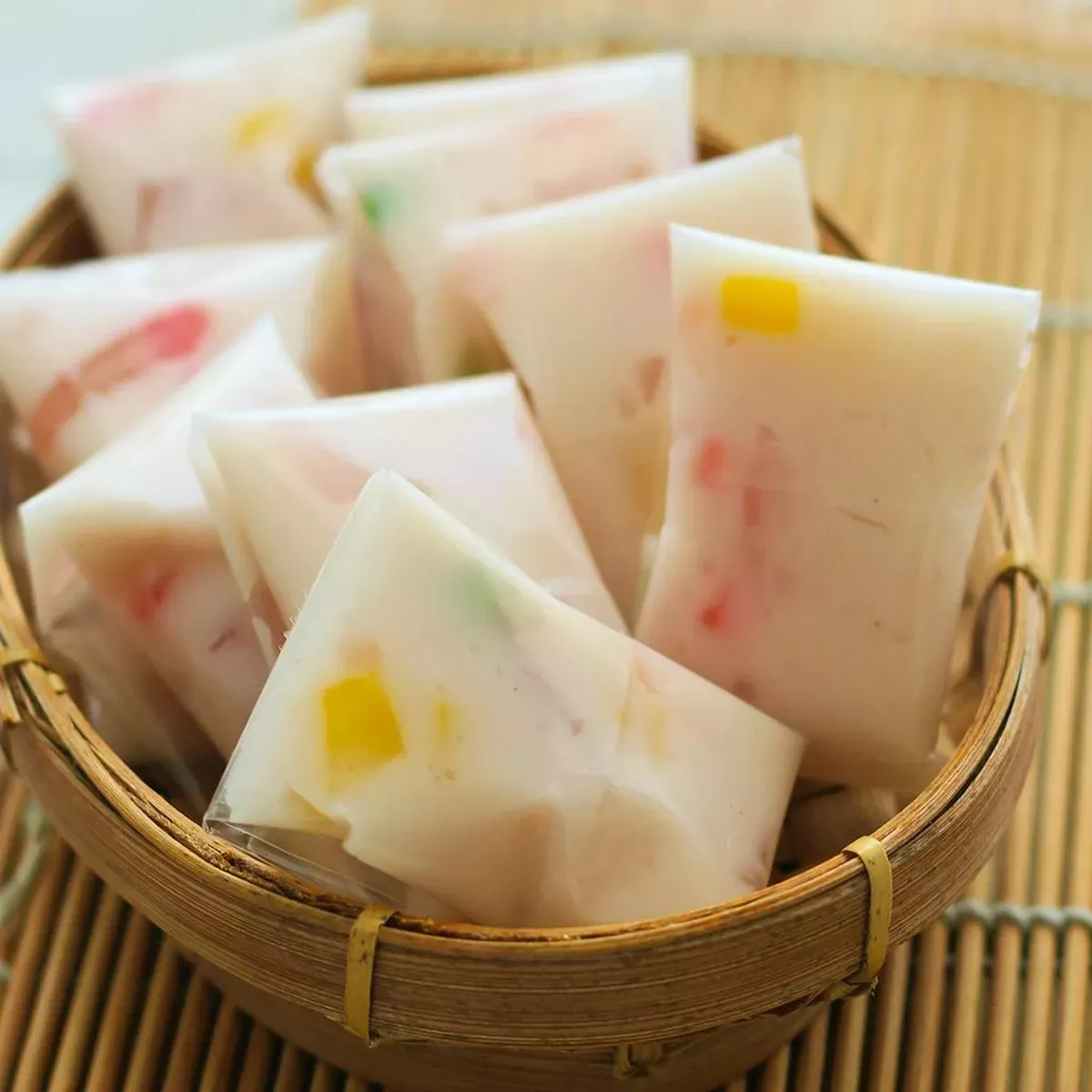 Foto Snack Cente Manis/https://img.kurio.network/GhrLaoFCwYf59MnSDvCF35VTx1U=/1200x1200/filters:quality(80)/https://kurio-img.kurioapps.com/21/11/23/ef7eb0e1-57c5-49b6-84e1-ce07681fdc98.jpe