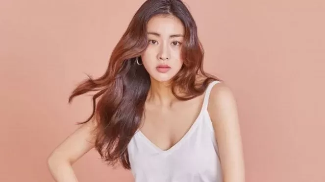 Tips menurunkan berat badan ala Kang Sora. (Instagram/raveramess_)