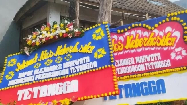 Teror karangan bunga kepada pimpinan KPK