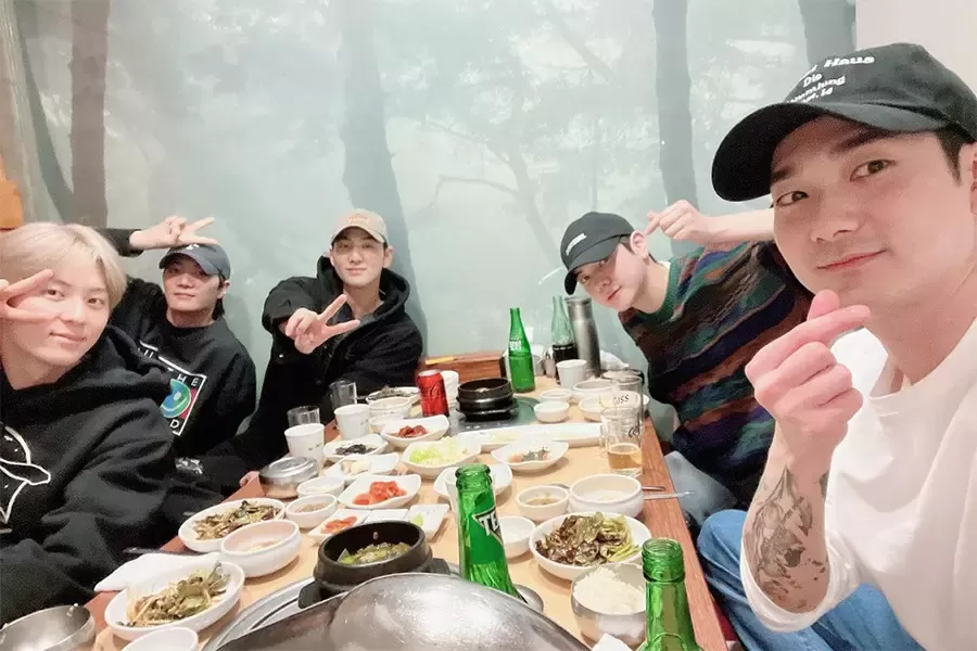 NU'EST adakan reuni (Soompi)