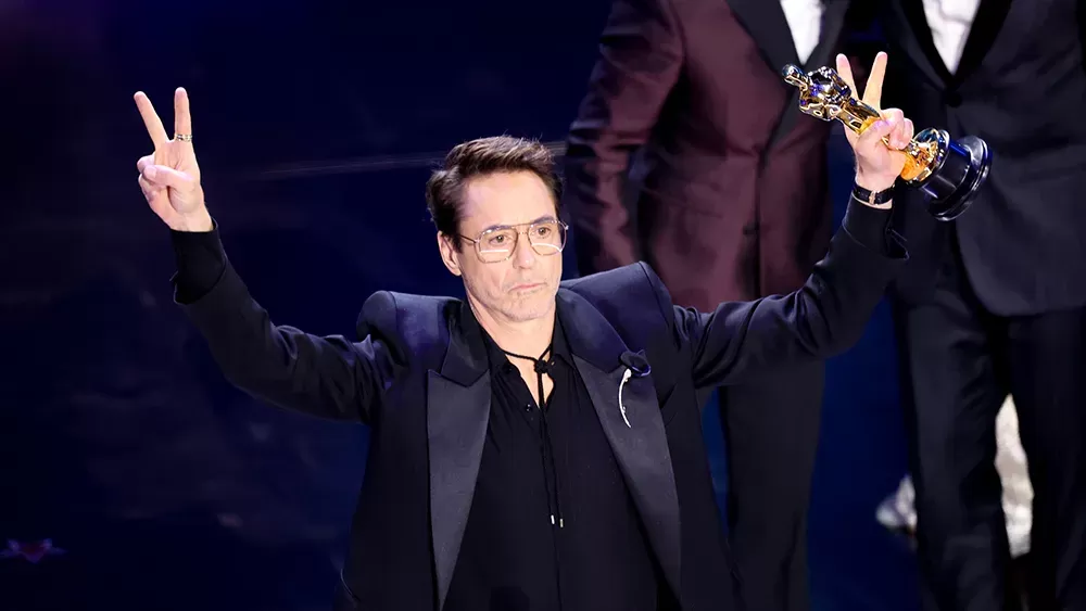 Robert Downey Jr. raih Oscar pertamanya (Variety)