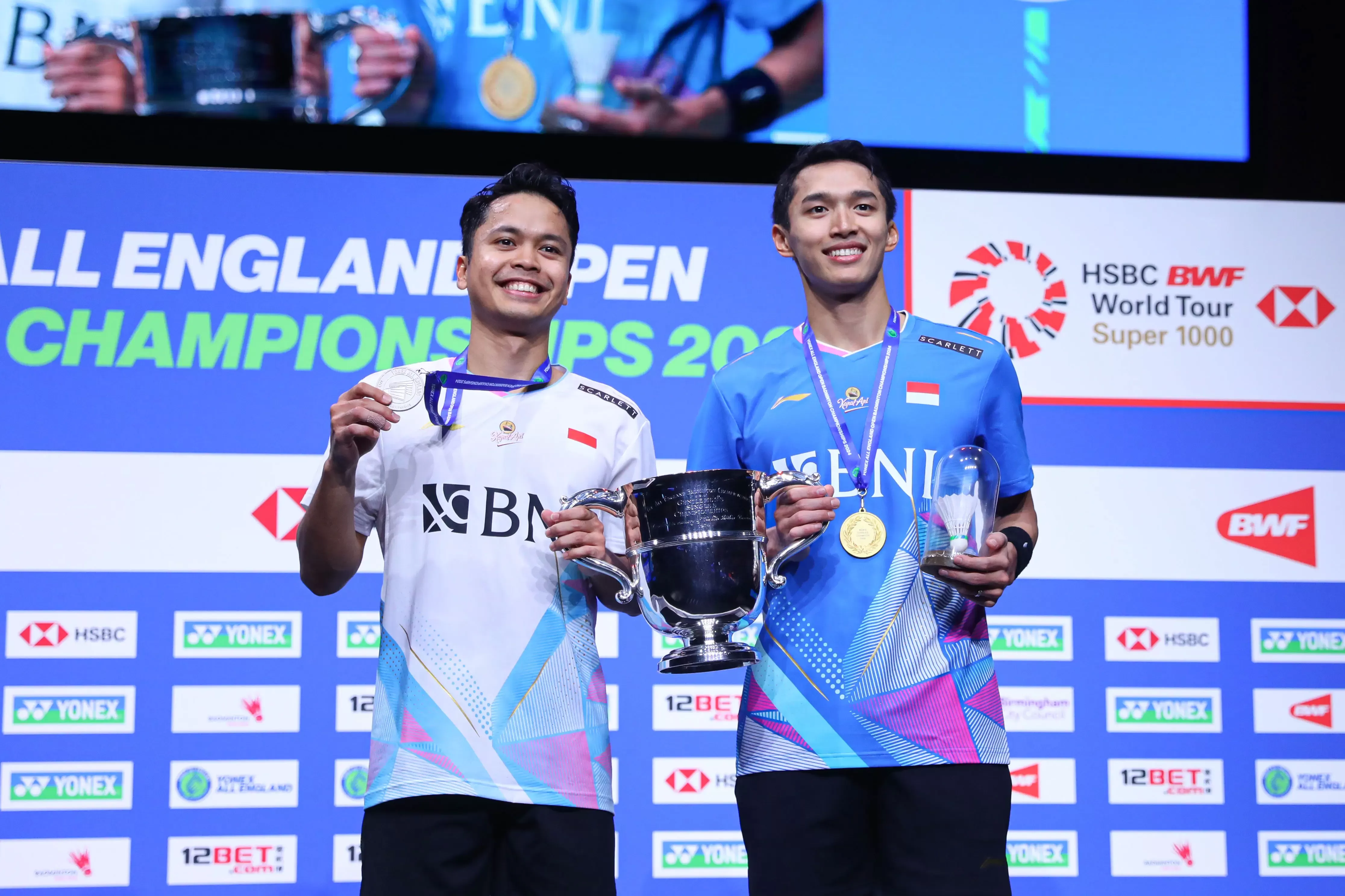 Anthony Ginting (kiri) dan Jonatan Christie menjadi pilar Tim Indonesia di Piala Thomas 2024 (Foto: PP PBSI)