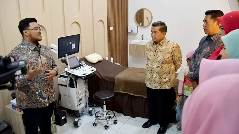 Teknologi USG 5 dimensi kini tersedia di Agam melalui HAWA Women Health Clinic untuk memperkuat layanan kesehatan ibu dan kandungan. (Foto: Agam Media Center)
