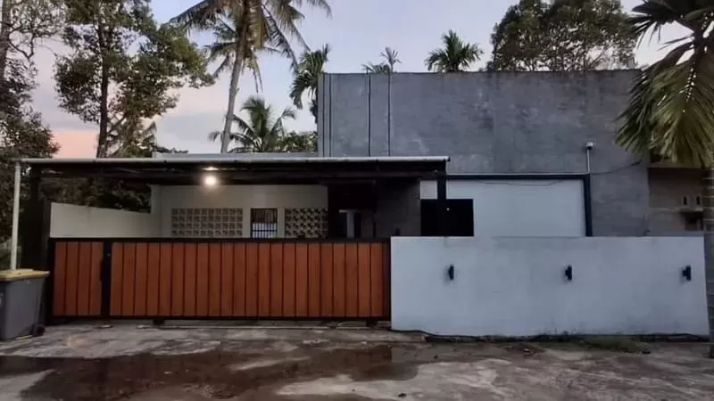 Rumah full furnish dijual di Kurao Pagang, Kota Padang dijual dengan harga Rp1,4 miliar nego. (Foto: Istimewa)