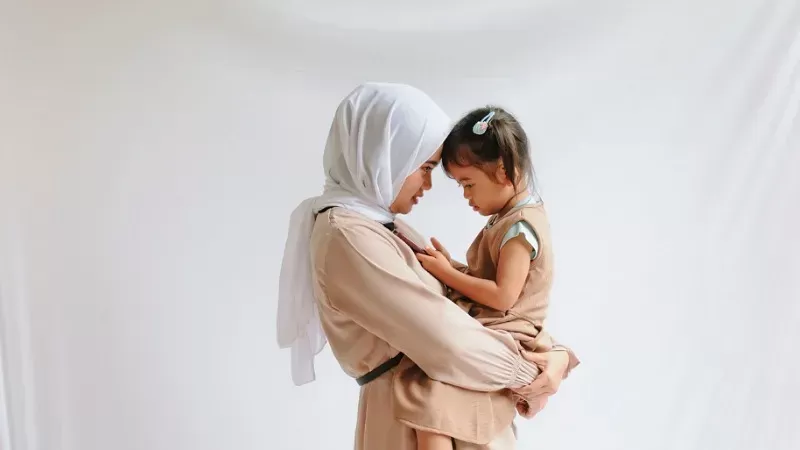 Ilustrasi ibu dan anak. (Dok. Pixabay)