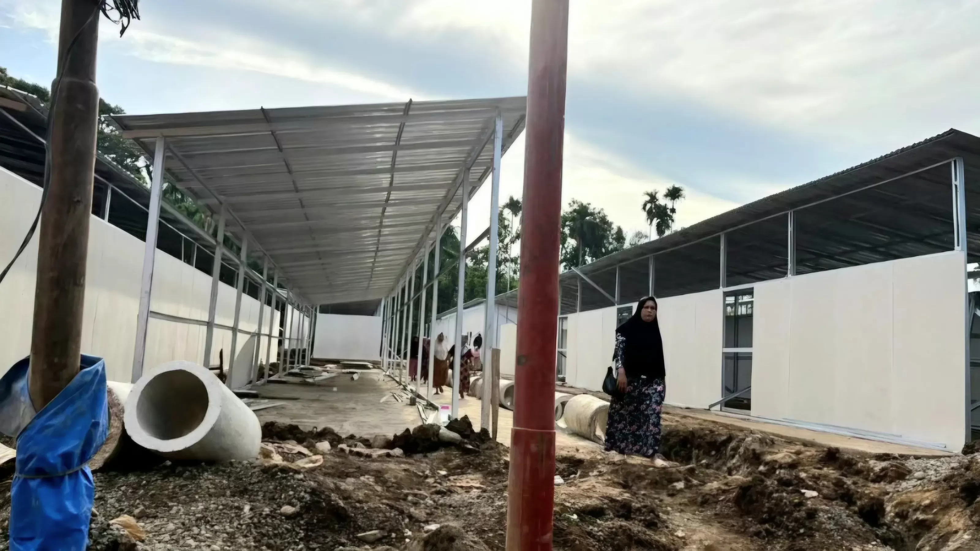 Huntara di Palembayan Agam yang dibangun terpusat di kawasan SDN 05 Kayu Pasak. (Foto: Kominfo Agam)