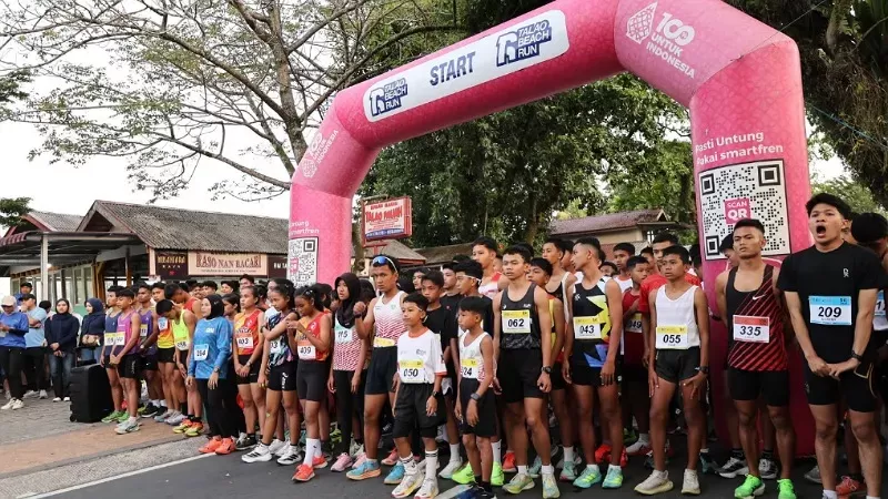 Peserta Talao Beach Run bersiap untuk berlari. (Foto: Kominfo Pariaman)