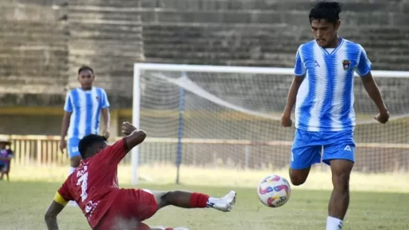 PSP Padang menang tipis 1-0 atas GMR FC dalam laga lanjutan Liga 4 Sumbar 2025/2026 di Stadion Utama Sumbar, Kamis (5/2/2026). (Foto: Kominfo Padang)