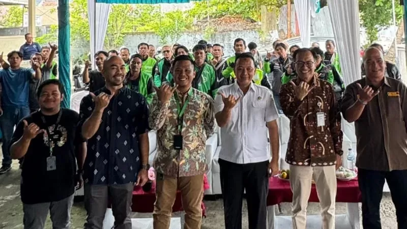 Sosialisasi manfaat BPJS Ketenagakerjaan kepada mitra driver yang digelar GoTo dan Gojek bersama BPJS Ketenagakerjaan Kota Padang dan Bukittinggi, di Padang, Rabu (11/2/2026). (Foto: Istimewa)