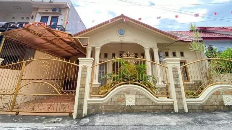 Rumah dijual di Parak Karakah Kota Padang seharga Rp 1,25 miliar, full furnish, SHM lengkap, fasilitas modern dan masih bisa nego. (Foto: Istimewa)