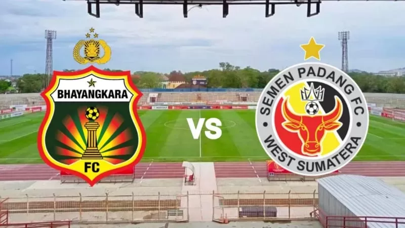 Bhayangkara FC vs Semen Padang FC (Foto: Sumbar Daily)