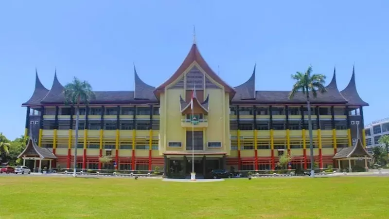 Kantor Gubernur Sumbar (Foto: Humas Pemprov Sumbar)