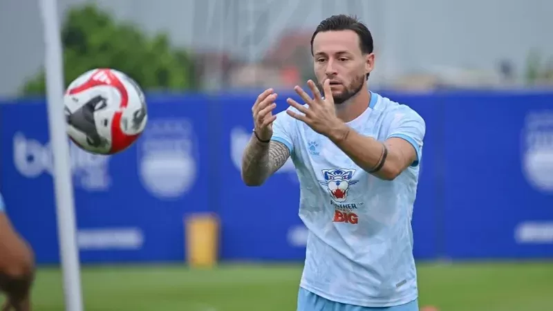 Marc Klok (Foto: Persib Bandung)