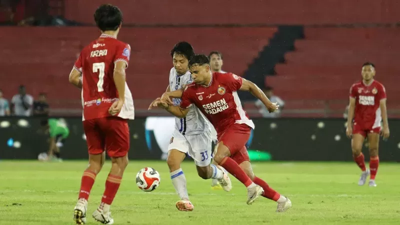 Semen Padang FC kontra Persijap Jepara dalam laga lanjutan BRI Super League 2025/2026 di Stadion Haji Agus Salim, Padang, Senin (20/4/2026). Kabau Sirah dipermalukan 0-2. (Foto: MO Semen Padang FC)