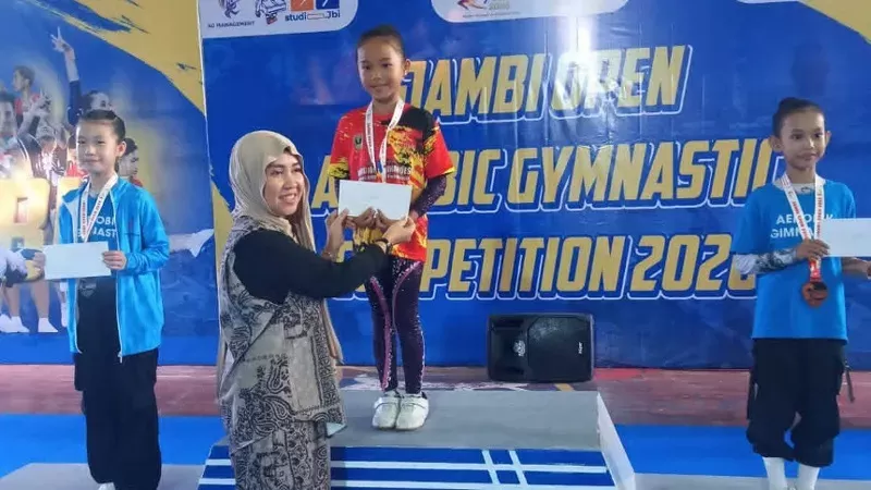 Atlet Payakumbuh sumbang 3 emas di Kejurnas Jambi Open Aerobic Gymnastics 2026, mengantarkan Sumbar meraih prestasi nasional membanggakan. (Foto: Istimewa)