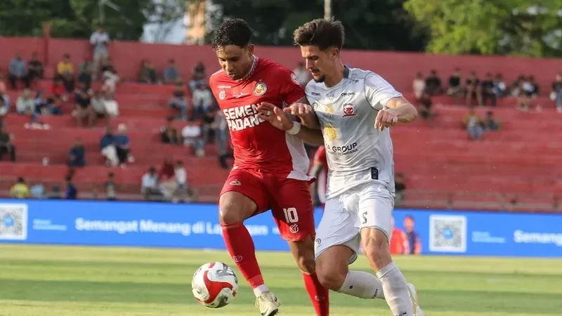 Semen Padang FC vs Madura United dalam laga lanjutan BRI Super League 2025/2026 di Stadion Haji Agus Salim, Padang, Rabu (29/4/2026). (Foto: MO Semen Padang FC)