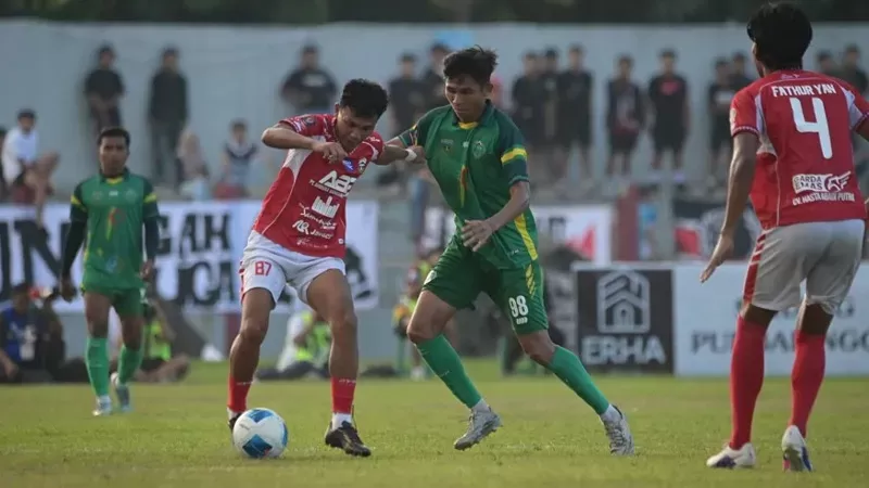 PSPP Padang Panjang saat menghadapi Persibangga Purbalingga pada fase Grup D Liga 4 Nasional Piala Presiden 2026. (Foto: PSPP)