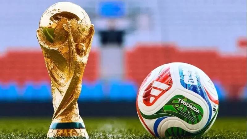 Tropi dan bola Piala Dunia 2026 (Foto: FIFA)