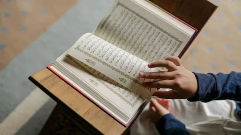 Ilustrasi Menghafal Al-Qur'an (Foto: Pexels)