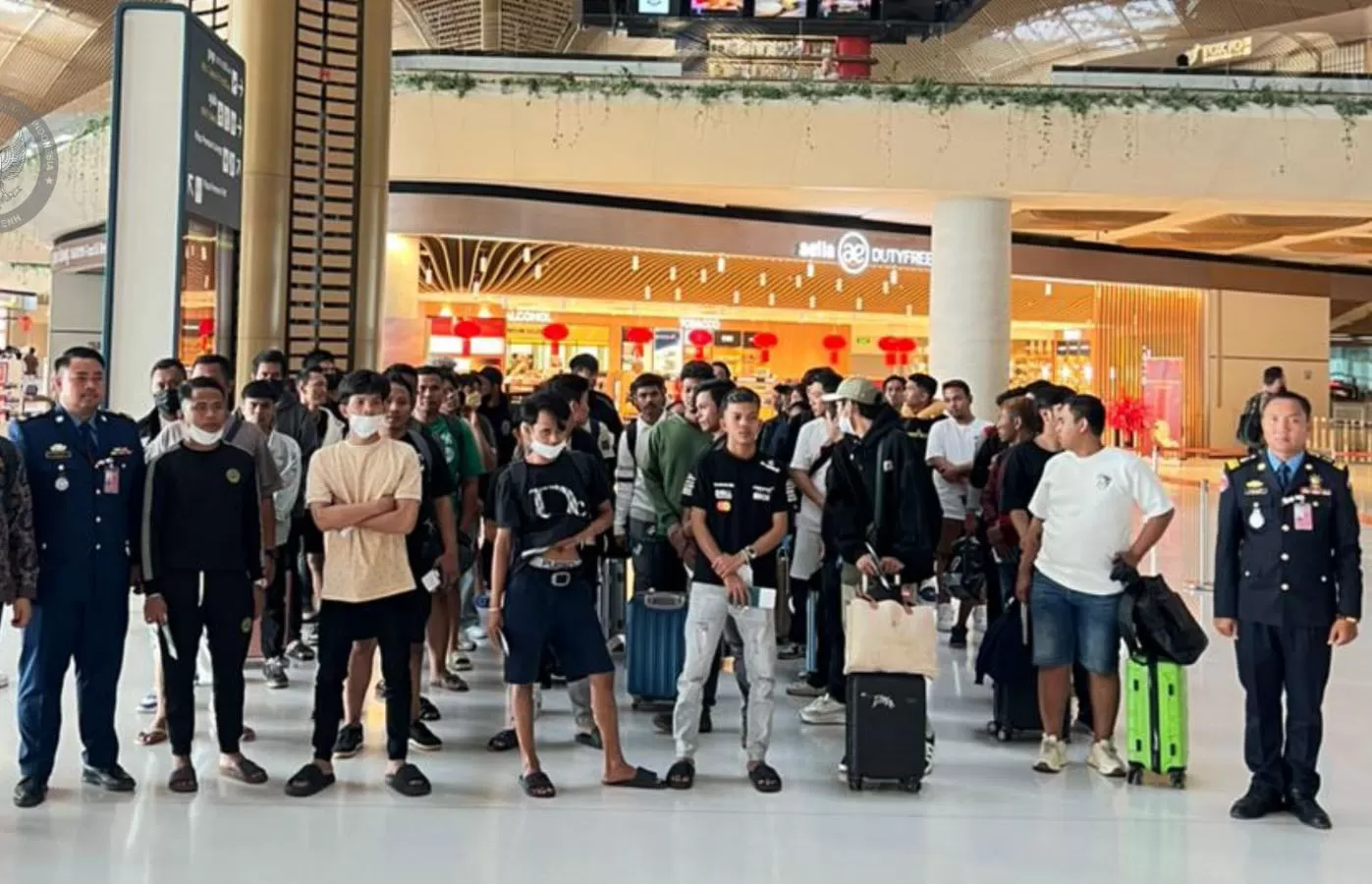 Kepulangan WNI Eks Online Scam Ke Tanah Air dari Kamboja.  Foto : Aentenews/HO-Dok.KBRI Phnom Penh).