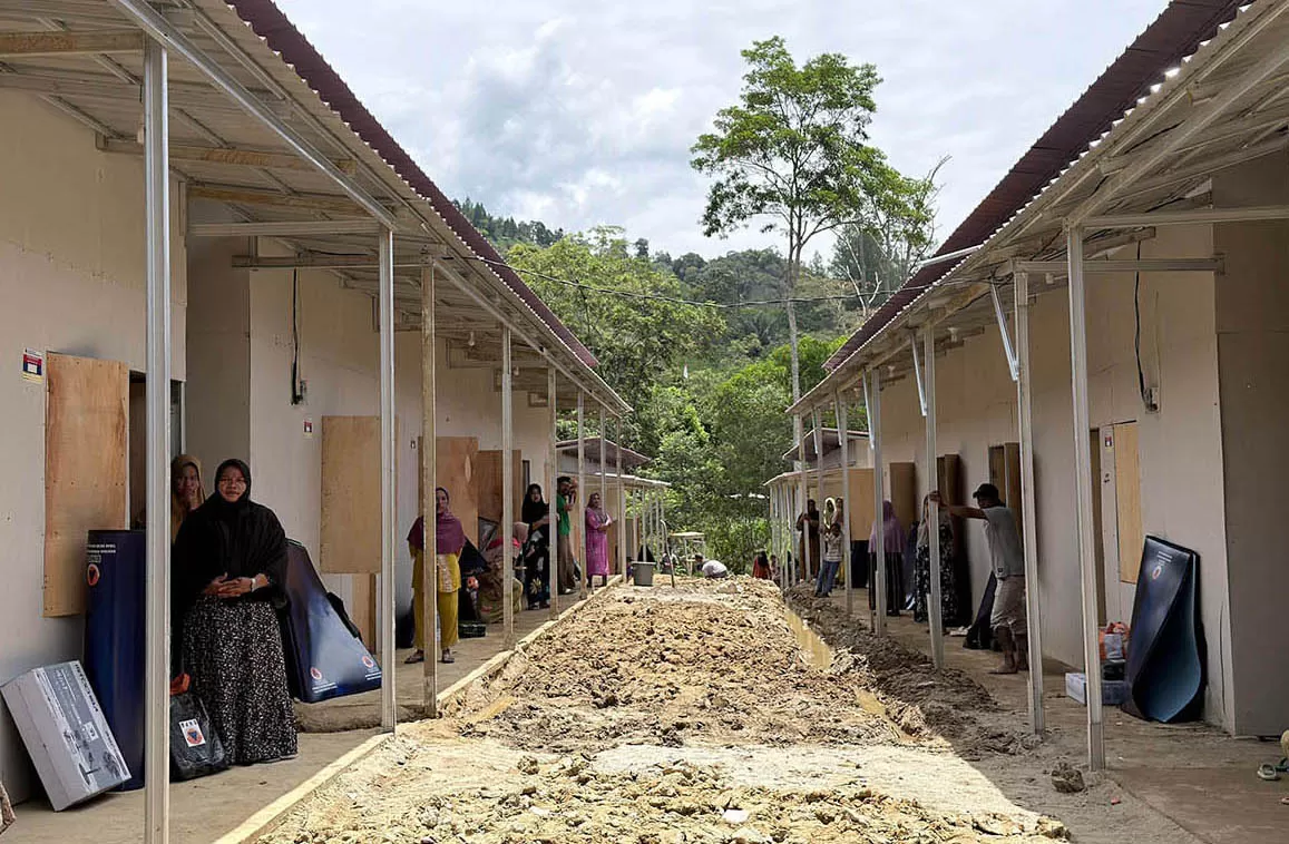 Sebagian warga korban bencana mulai menempati hunian sementara di desa Agusen kabupaten Gayo Lues, Aceh, Rabu (11/3/2026). BNPB memastikan  hunian sementara (Huntara) untuk warga korban bencana selesai sebelum lebaran Idul Fitri 2026. Aentenews/ Foto Dok Pusdantin BNPB
