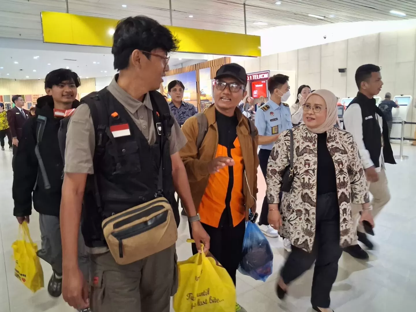Kementerian Luar Negeri  Fasilitasi kepulangan Relawan Indonesia peserta GSLC. Foto Dok Kemenlu RI.