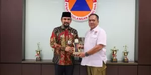 Bupati Aceh Timur di BNPB.