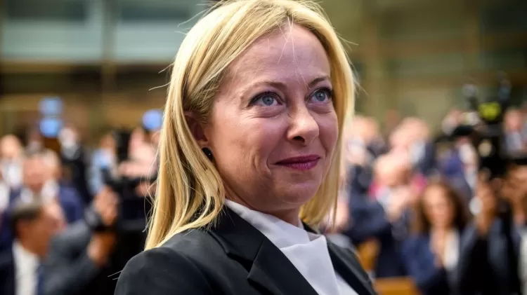 Giorgia Meloni Yang Anti-LGBT Dilantik Jadi PM Wanita Pertama Di Italia ...