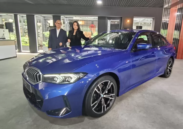 BMW Seri 3 Mengaspal Di Indonesia, Harga Mulai Rp900 Jutaan - Akurat