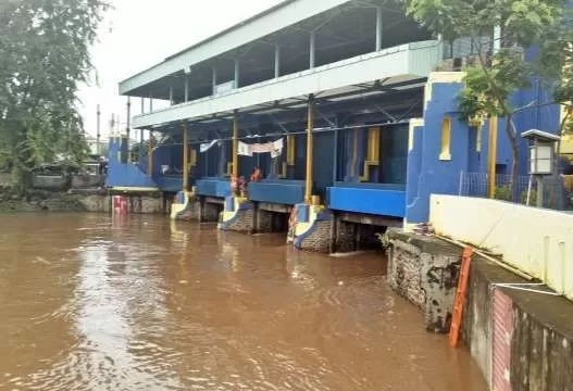 Pintu Air Pasar Ikan Status Siaga 2, Waspadai Banjir Di 9 Wilayah Ini ...