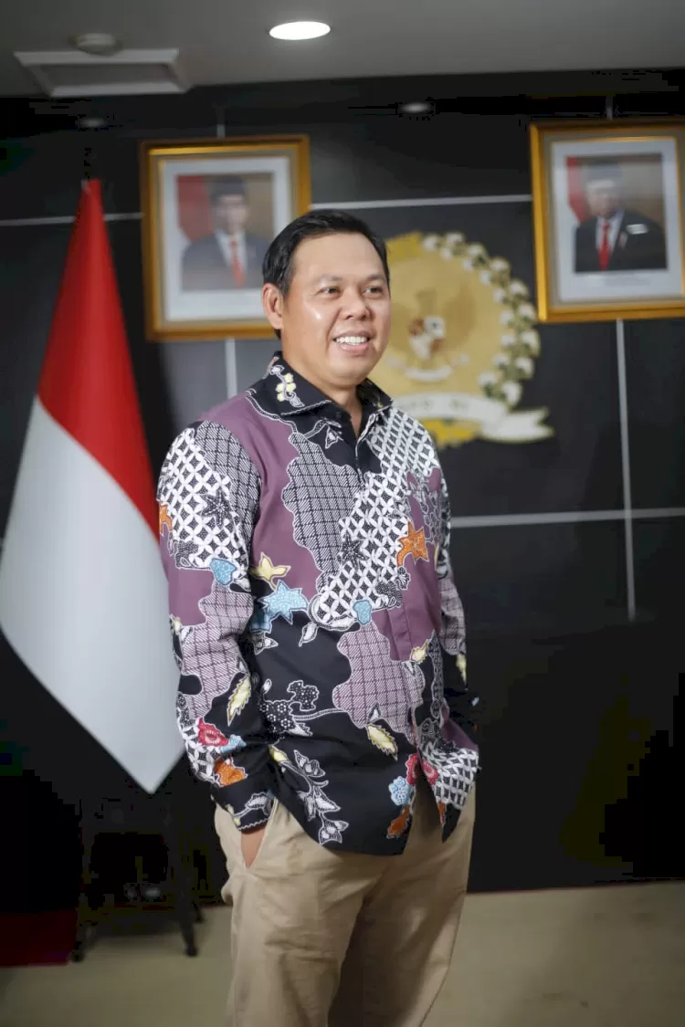 68 Juta Masyarakat Terlibat Pinjol, Ini Pesan Khusus Sultan B Najamudin ...