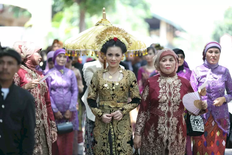 Uniknya Tradisi Menculik Calon Mempelai Perempuan Dalam Pernikahan Adat Suku Sasak Di NTB Akurat