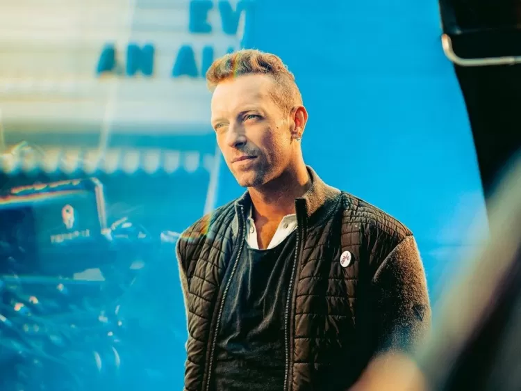 10 Fakta Menarik Chris Martin, Vokalis Coldplay Yang Bakal Gelar Konser ...