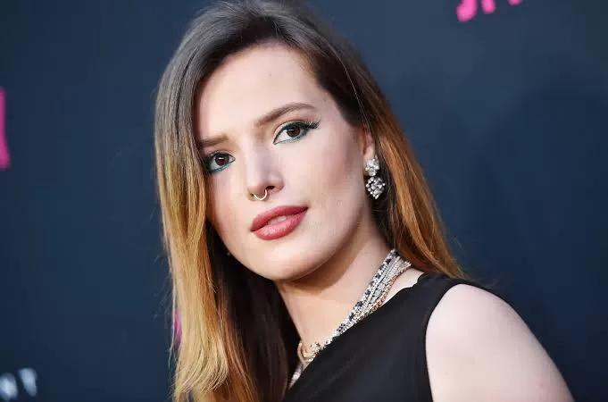 Bella Thorne Nude Ebony Model - Banting Setir dari Disney ke Industri Porno, Berikut 6 Fakta Bella Throne -  Akurat