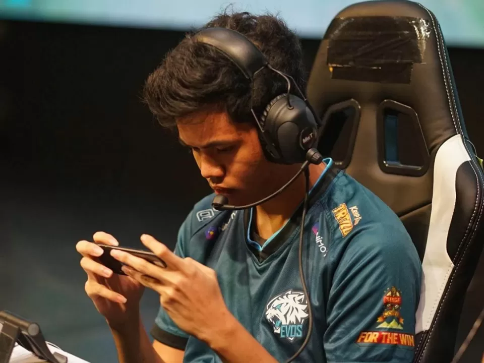 Resmi Pensiun dari Evos Esports, Oura: Aku Bersyukur Banget Punya Tim  Seperti Ini - Akurat