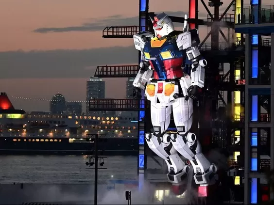 Jepang bikin Gundam 149 kaki yang bisa di kemudikan manusia

