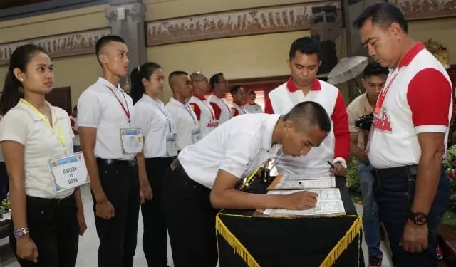 Rekrutmen Polri 2019, Polda Bali Tanda Tangani Pakta Integritas - Bali ...