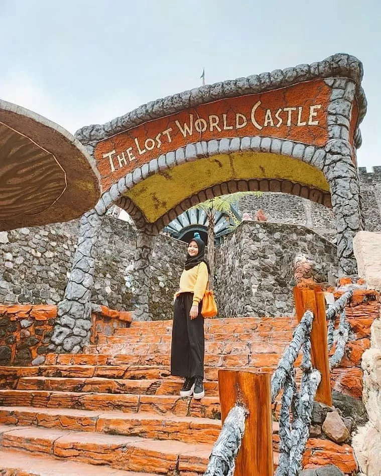 Tempat Wisata The Lost World Castle Yogyakarta Paling Ramai Dikunjungi Beritrust