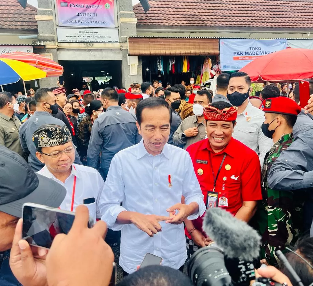 Presiden Jokowi menanggapi komentar  Ketum PKB tentang penghapusan jabatan gubernur. foto: ist