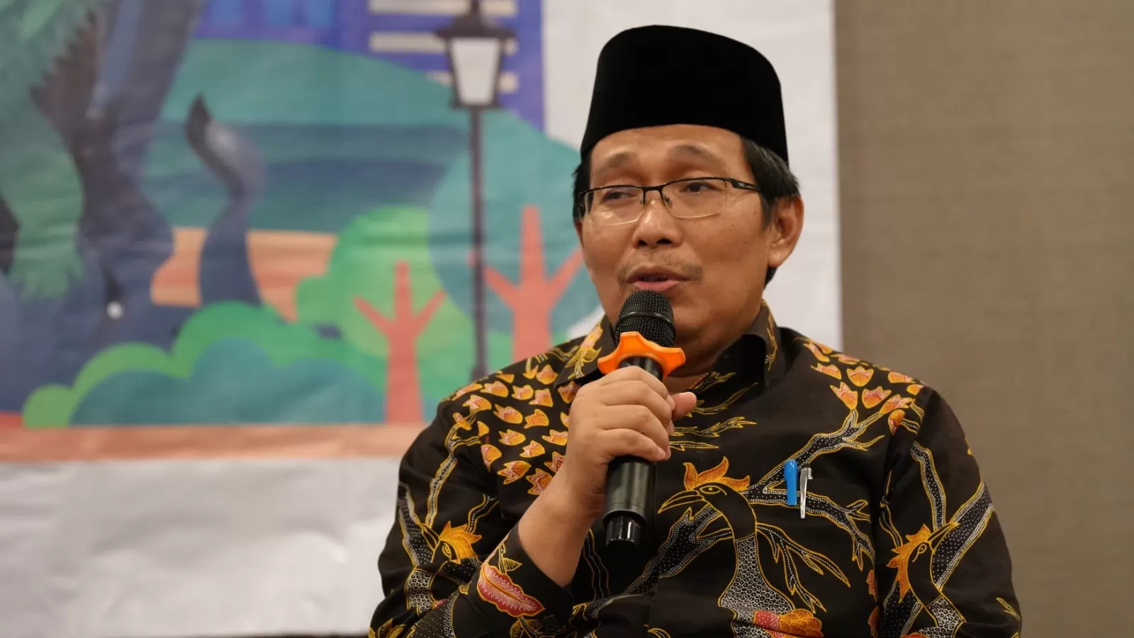 Kepala Badan Pengembangan Sumber Daya Manusia Industri (BPSDMI) Kementerian Perindustrian Masrokhan dalam pembukaan Jalur Penerimaan Vokasi Industri (JARVIS) di Politeknik APP Jakarta, Senin (10/4/2023). foto: ist