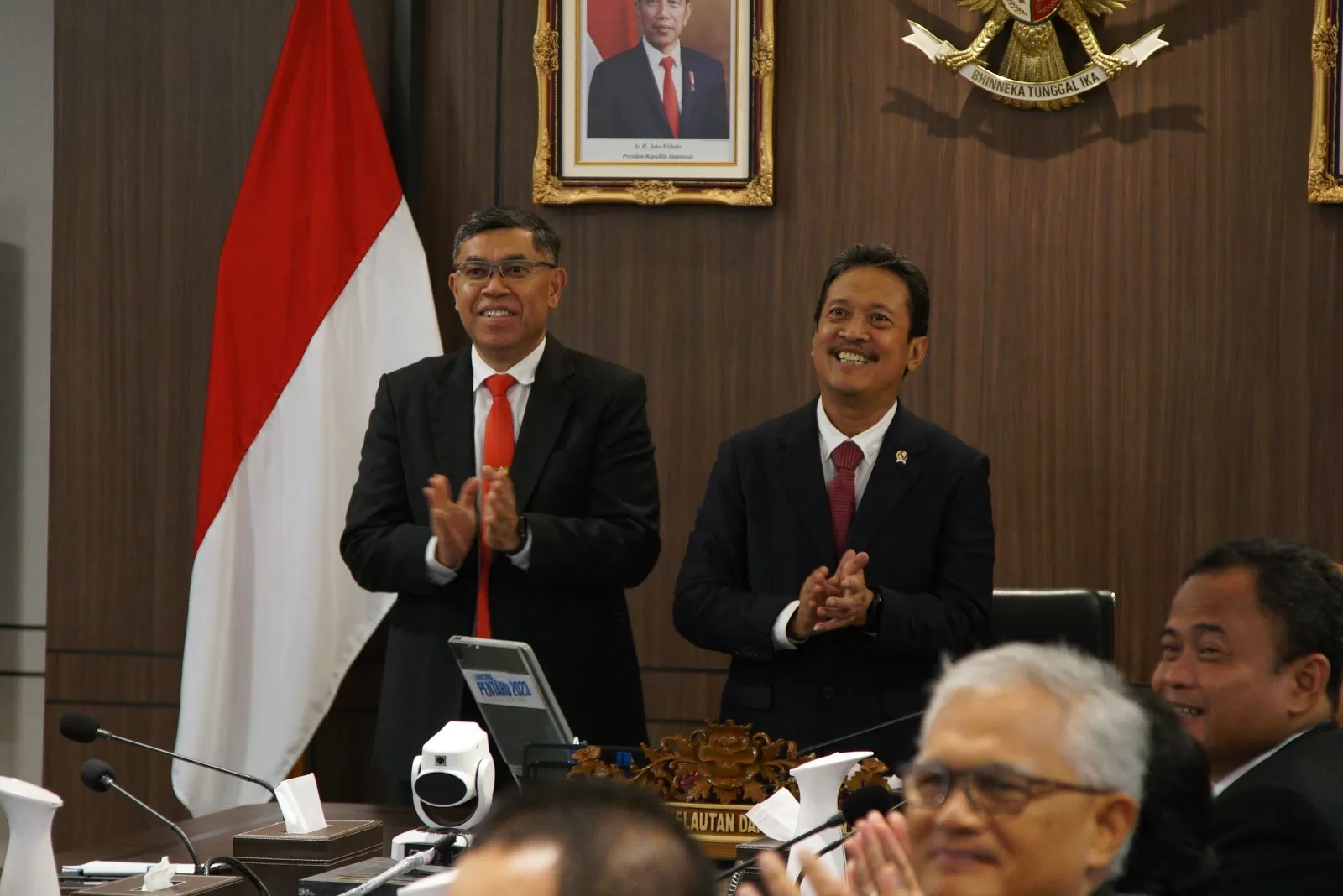 Menteri KP Sakti Wahyu Trenggono (kanan), pada peresmian Pentaru 2023, 13 April 2023. foto: ist