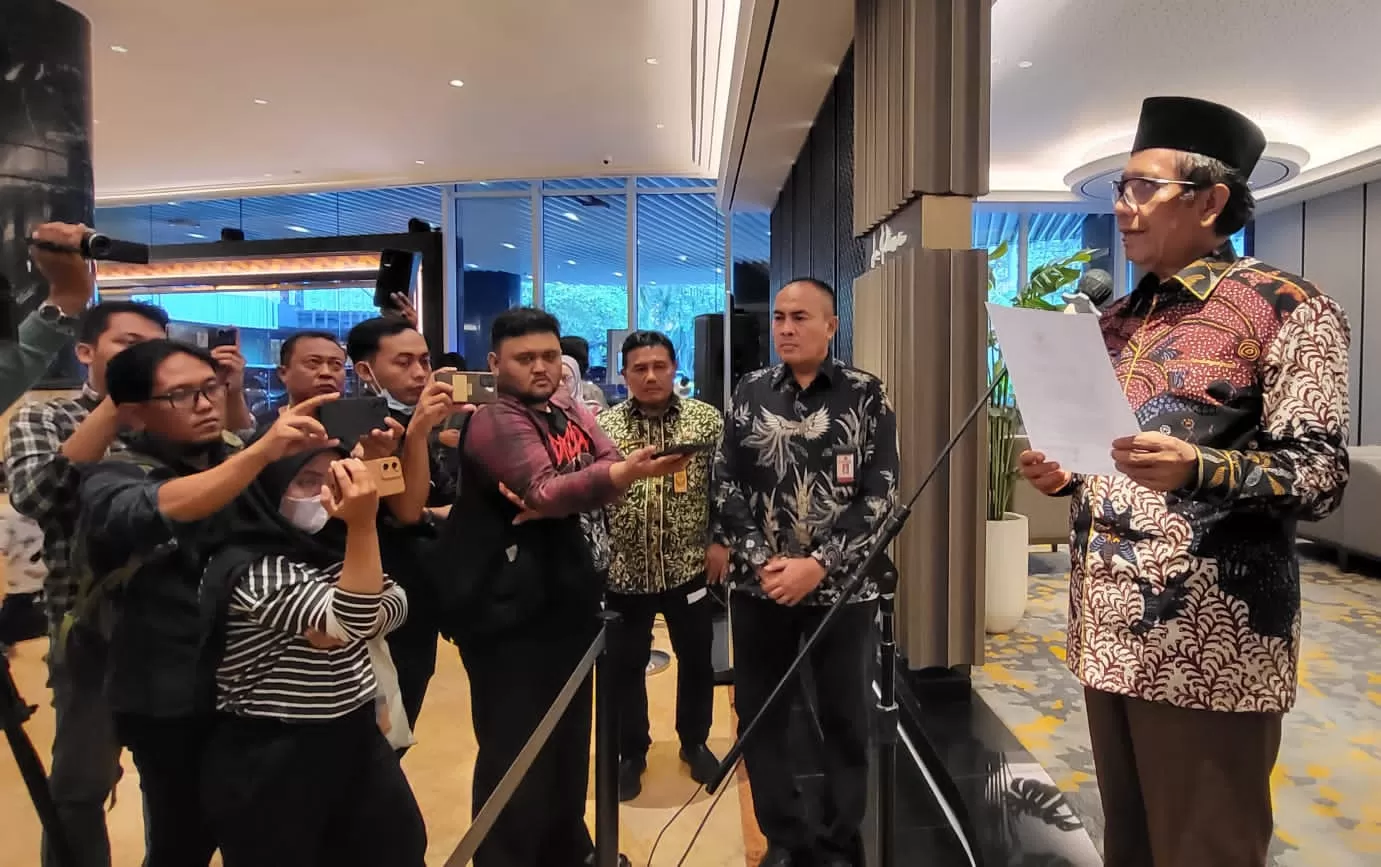 Mahfud MD menegaskan  Halalbihalal ASN dan BUMN bisa dilakukan setelah 2 Mei 2023. foto: ist