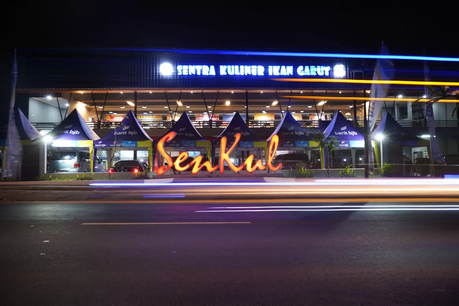 KKP menghadirkan Sentra Kuliner (Senkul) Ikan di Kabupaten Garut dalam rangka mengimplementasikan Gerakan Memasyarakatkan Makan Ikan (GEMARIKAN). foto: ist