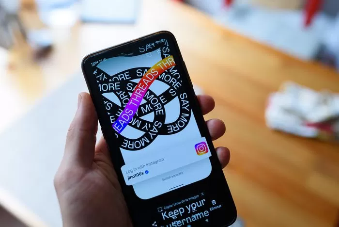 Mark Zuckerberg luncurkan aplikasi medsos Threads. Foto: Ist 