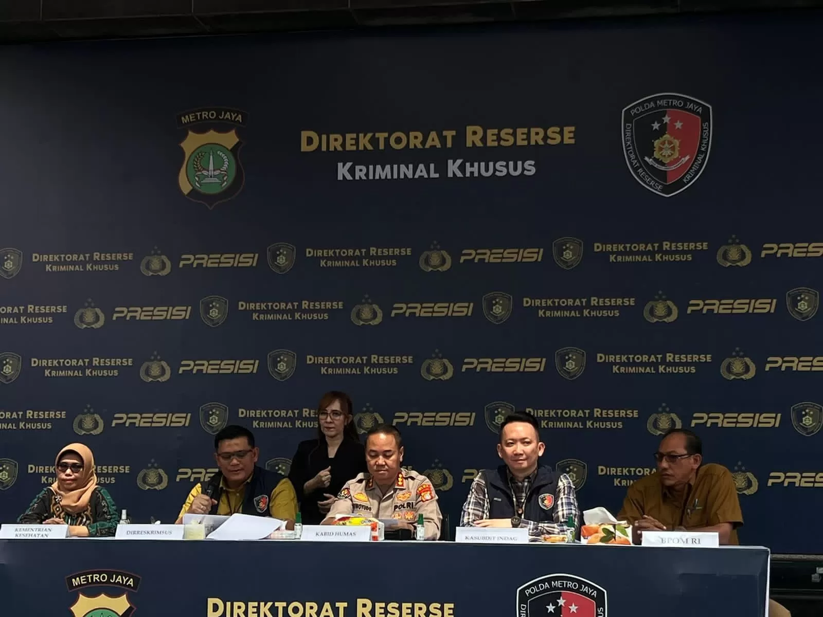 Polisi Selidiki Penipuan Berawal Dari Aplikasi Kencan Daring