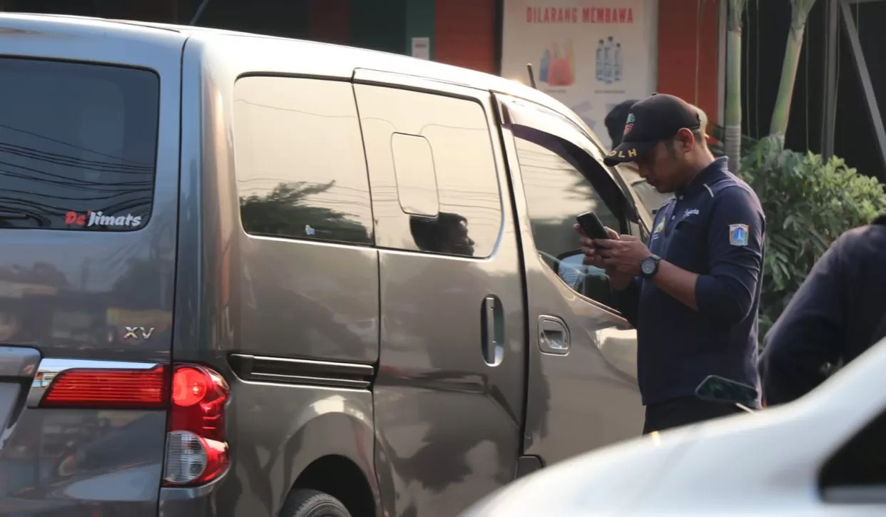 Razia uji emisi kendaraan bermotor rencananya akan diberlakukan pada 1 September 2023. Ilustrasi/DLH DKI Jakarta