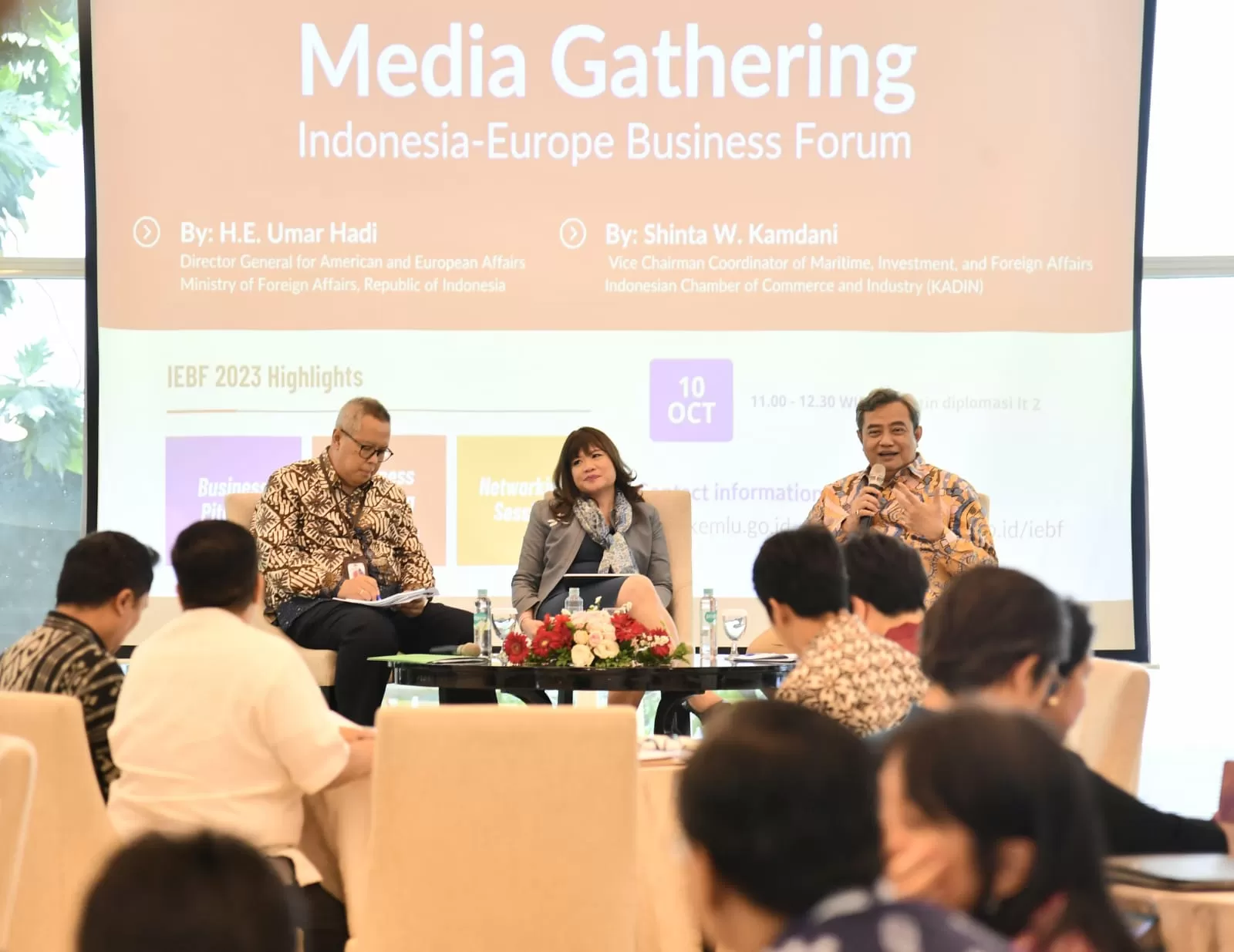 Dirjen Amerika dan Eropa, Duta Besar Umar Hadi berbicara dalam Media Gathering Indonesia-Europe Business Forum di Kemlu RI, Jakarta, Selasa (10/10/2023). foto: ist