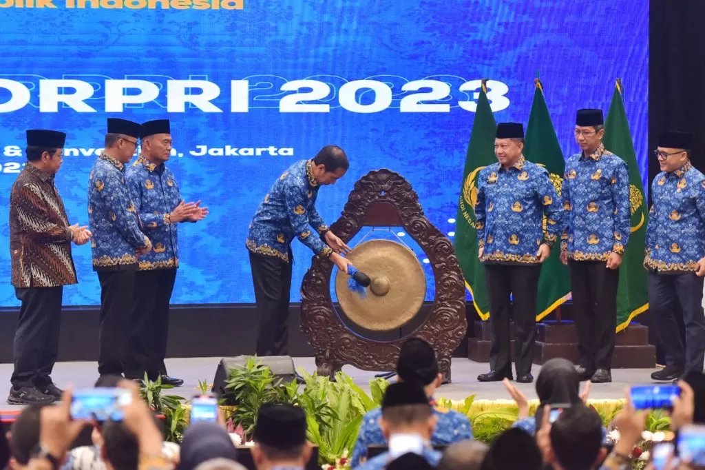 Presiden Jokowi membuka Rakernas Korpri 2023, di Jakarta, Selasa (3/10/2023). foto: ist