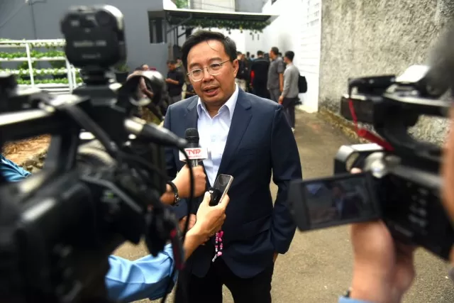 Anggota Komisi I DPR Bobby Adhityo Rizaldi usai menghadiri kunjungan Komisi I ke kediaman Jenderal TNI Agus Subiyanto dalam rangka verifikasi faktual Calon Panglima TNI di Cilangkap, Jakarta Timur, Senin (13/11/2023). foto: ist