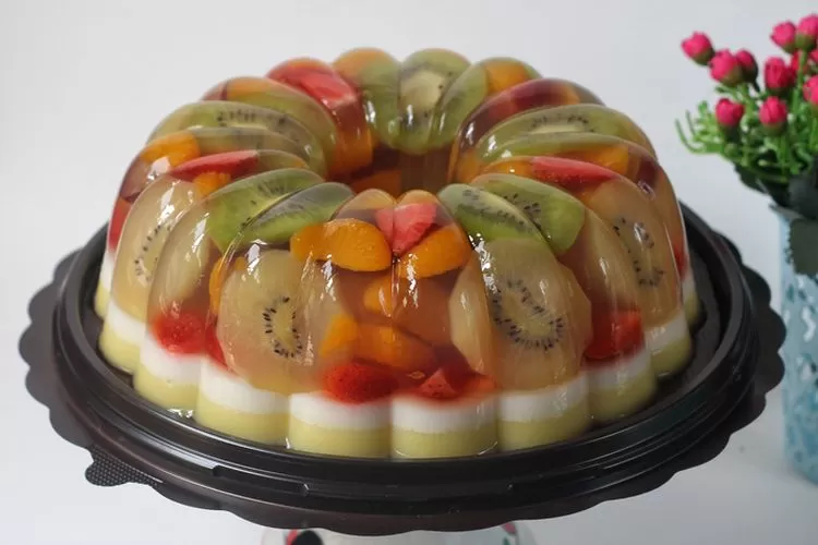 Foto Sajian Pudding Buah/https://asset.kompas.com/crops/1pQMXQT3Fc_6v9LLWJf-acRJzXA=/0x341:706x812/750x500/data/photo/2022/06/25/62b670736d4ef.jpeg